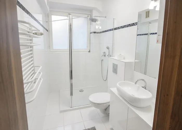 Kielbasnicza 1a Rynek 3 Pok Osobne 65 M2 * 브로츠와프