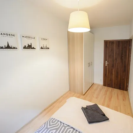 Kielbasnicza 1a Rynek 3 Pok Osobne 65 M2 * ヴロツワフ