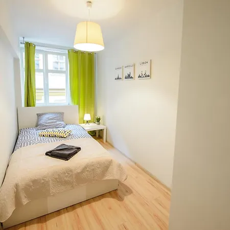 Kielbasnicza 1a Rynek 3 Pok Osobne 65 M2 * Wroclaw