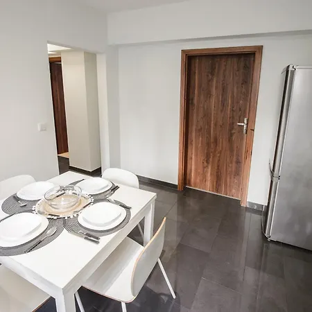 アパート Kielbasnicza 1a Rynek 3 Pok Osobne 65 M2