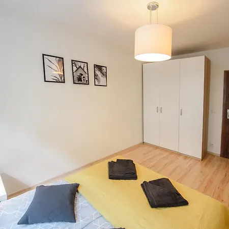Kielbasnicza 1a Rynek 3 Pok Osobne 65 M2 Apartment